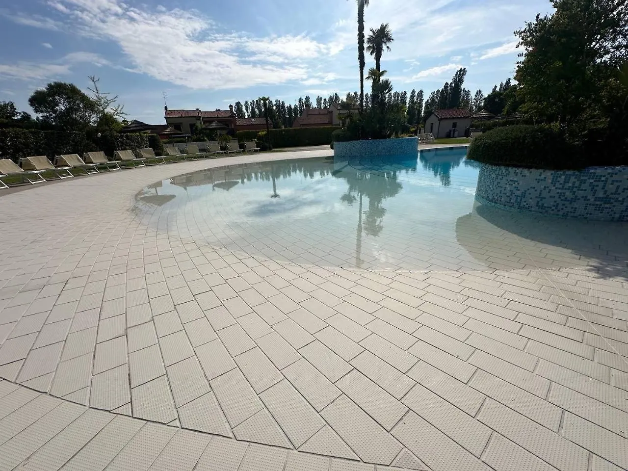 Airone Mare-Equilio Park- Piscina, Oasi Natura Apartment Lido di Jesolo 0*,